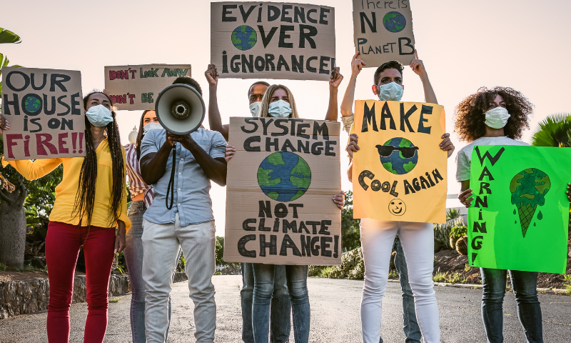 YOUNG PEOPLE CLIMATE PROTESTING